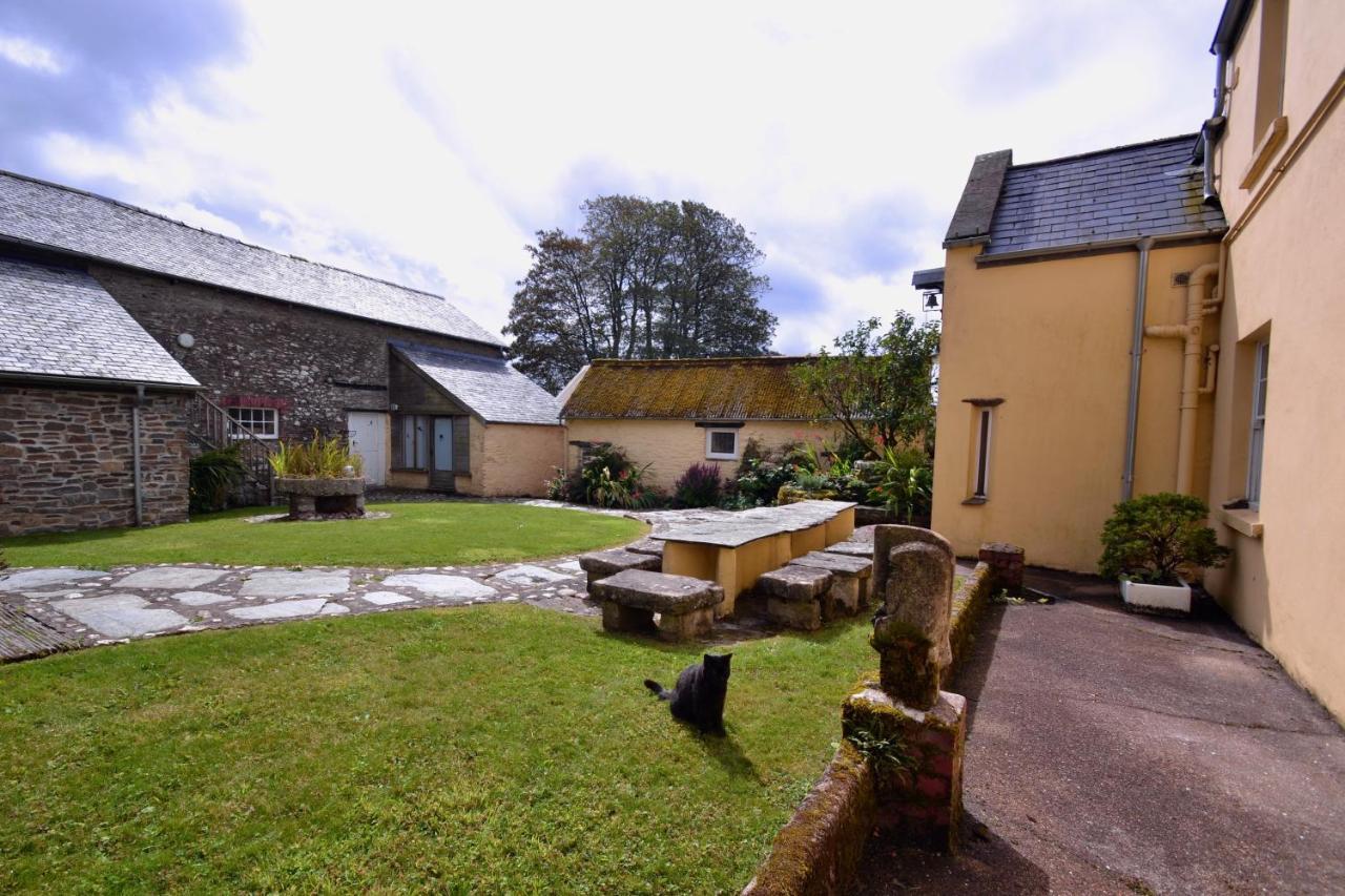 Holwell Holistic Retreat Panzió Barnstaple Kültér fotó