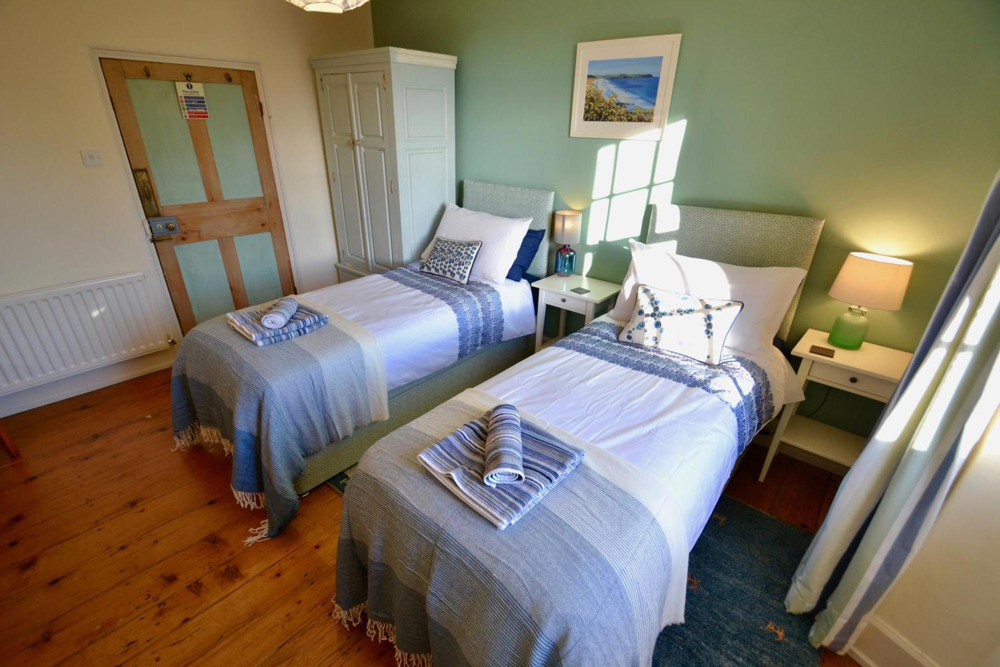 Holwell Holistic Retreat Panzió Barnstaple Szoba fotó